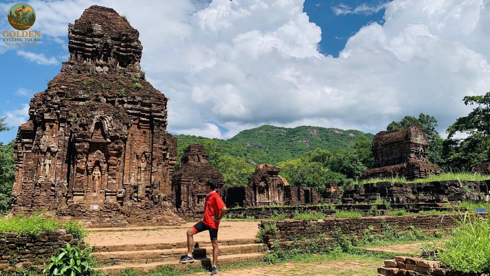 10 Days Vietnam Central Coast Cycling Tour: Hue to Nha Trang
